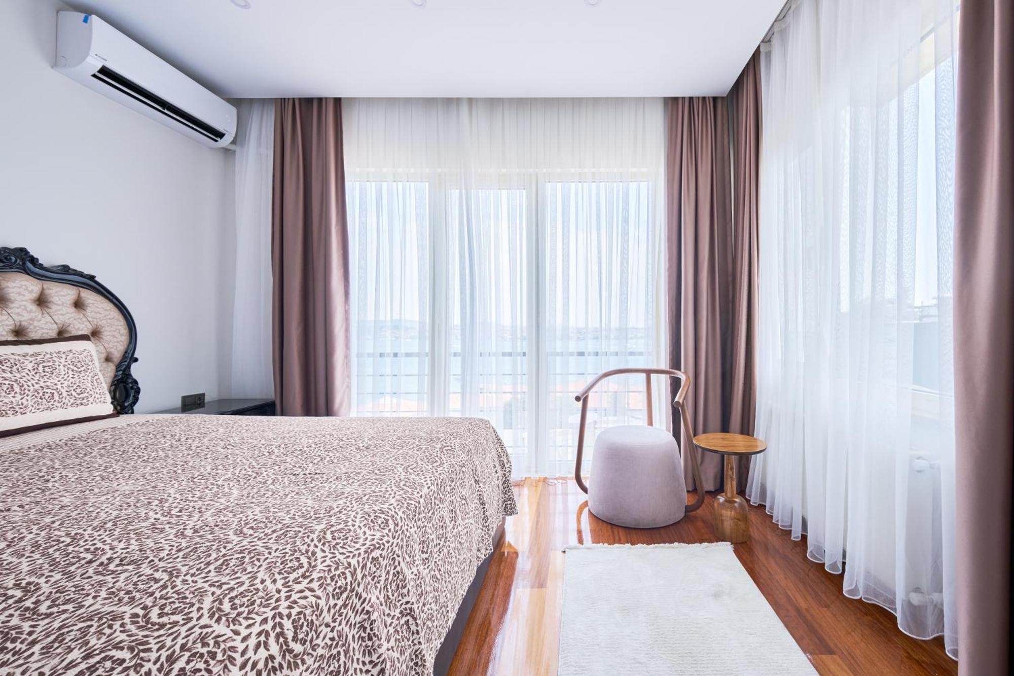 Modern Duplex Bosphorus View With Teracce