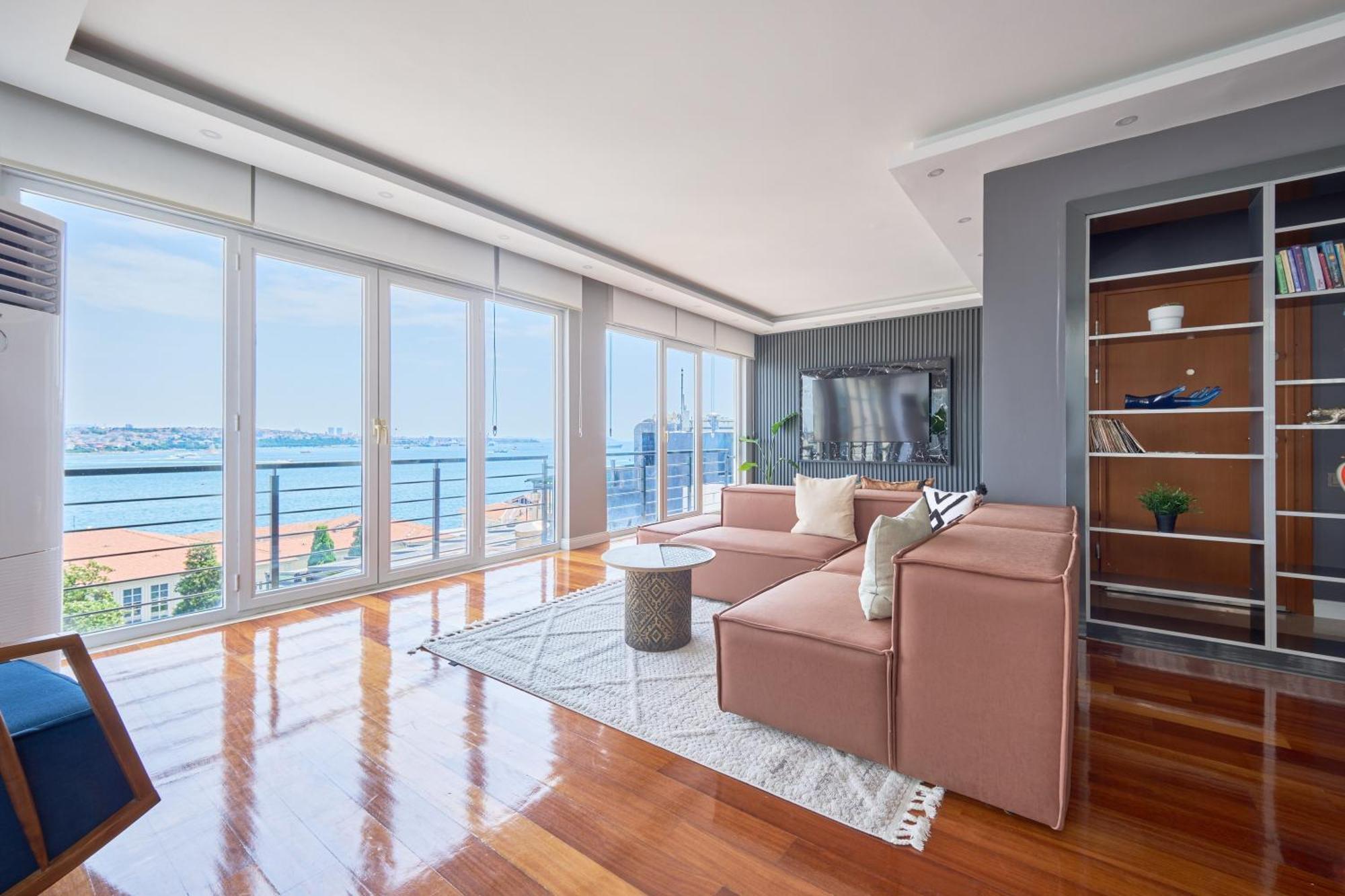 Modern Duplex Bosphorus View With Teracce *