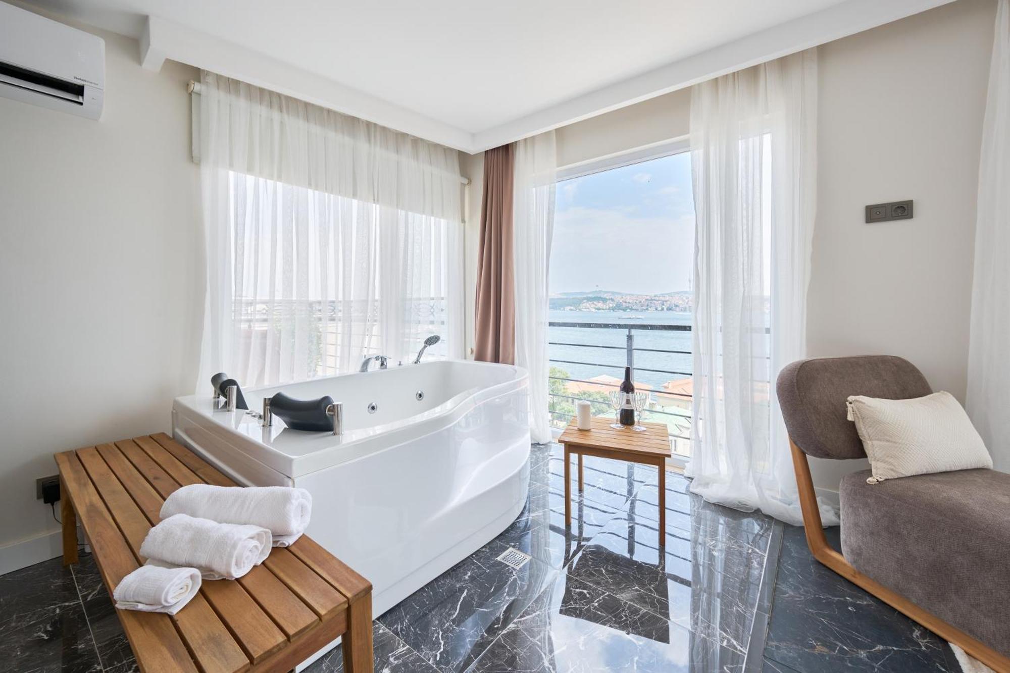 Modern Duplex Bosphorus View With Teracce * Istanbul