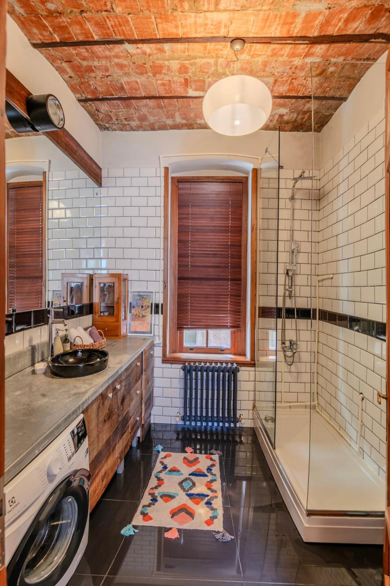 Historic Spacious Galata Apartment *