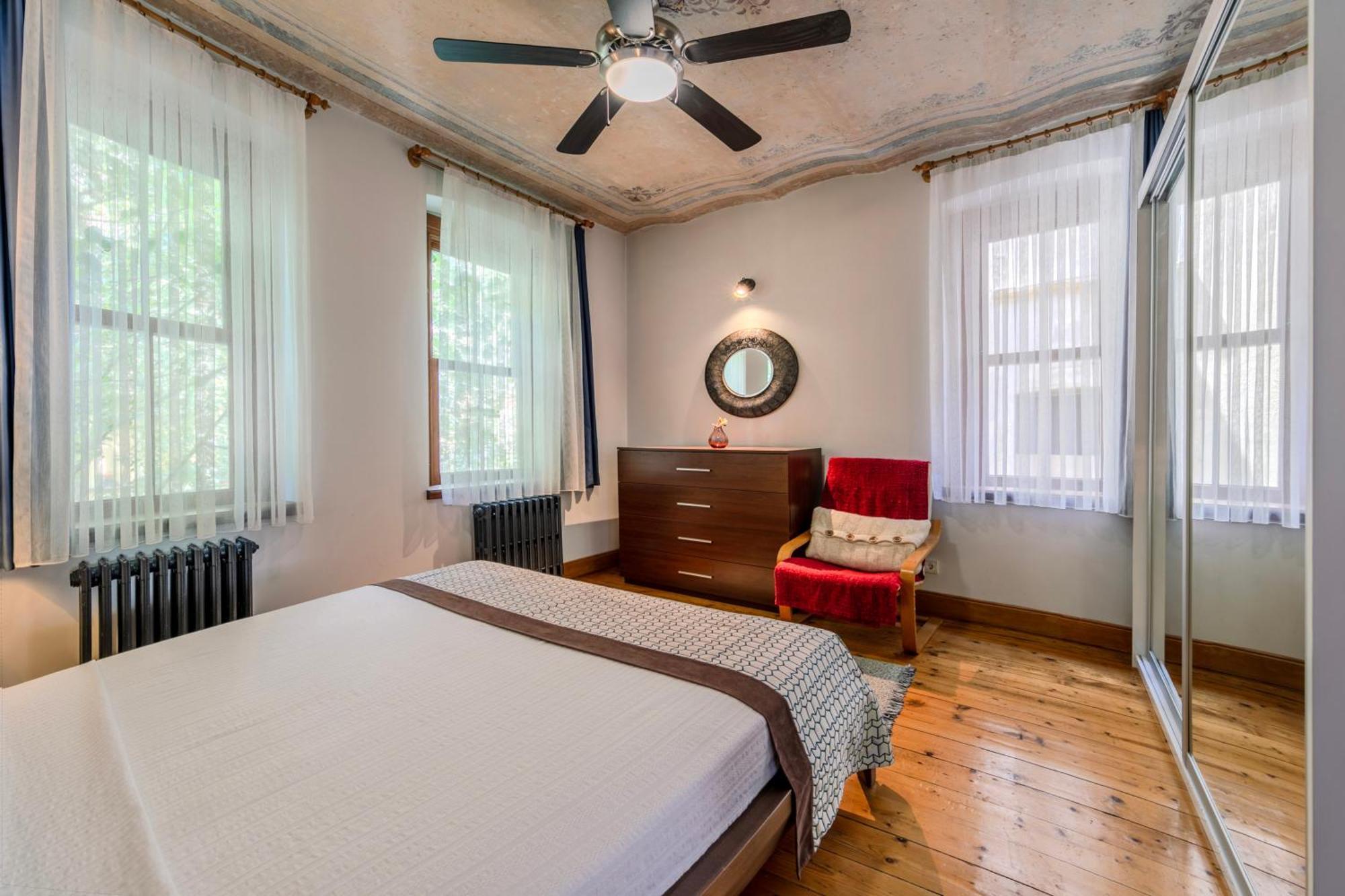 Historic Spacious Galata