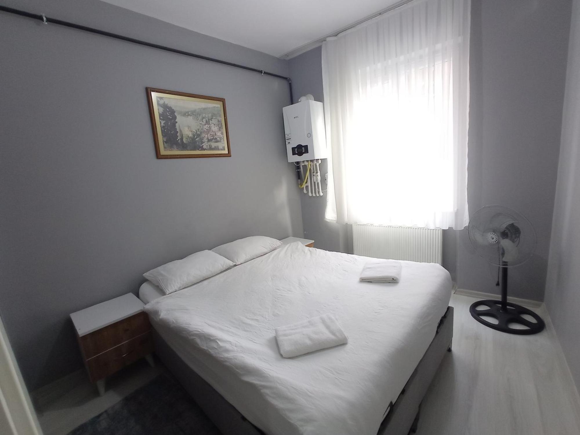 Sweet In Historical Area Hotel