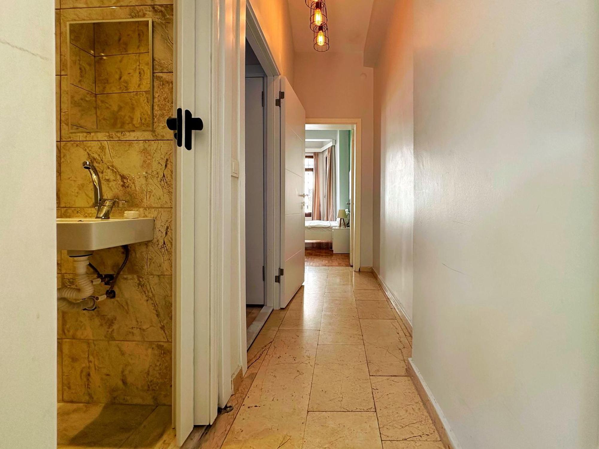 Triplex In Taksim Square With 3 Bedroom *