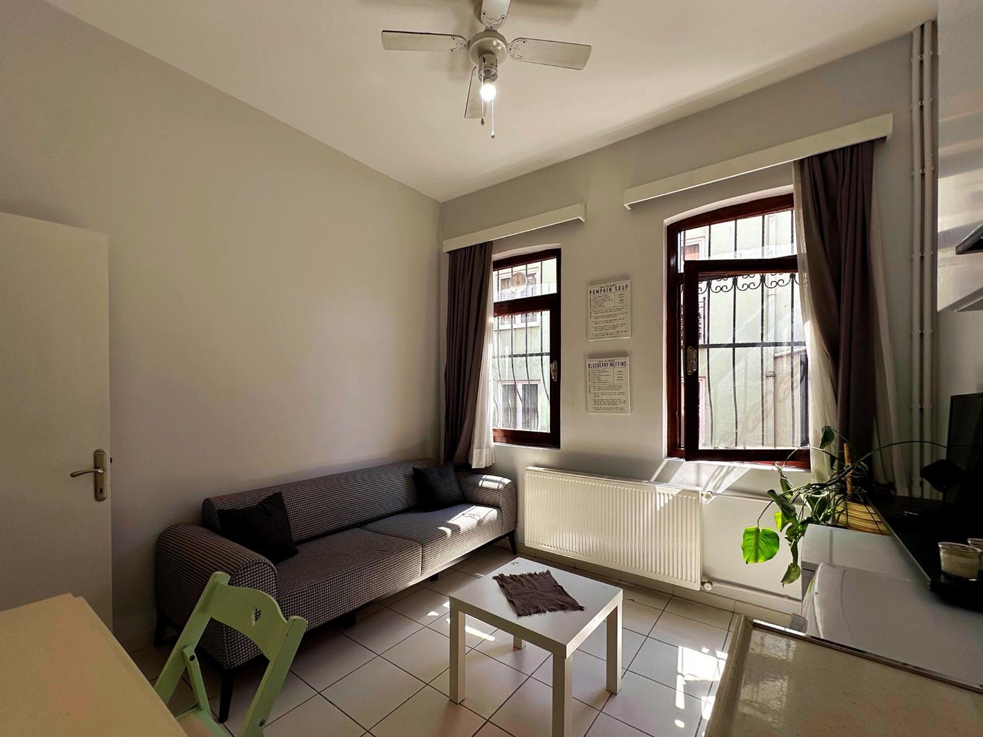 Apartment Triplex In Taksim Square With 3 Bedroom *