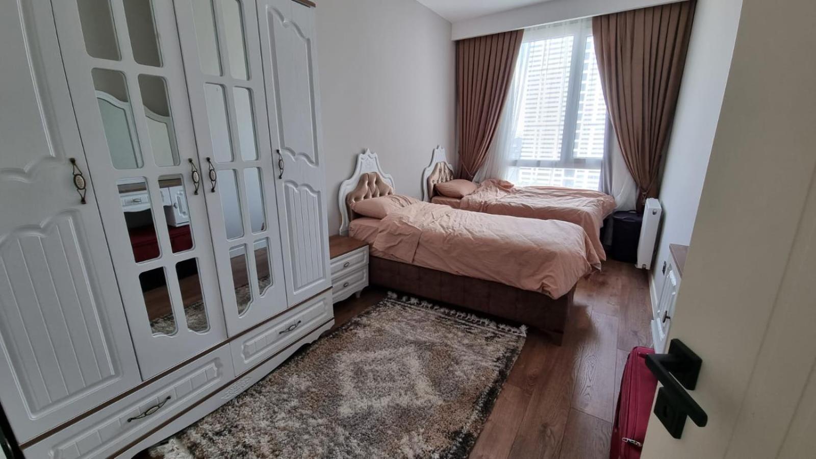 Apartment Toya Next B