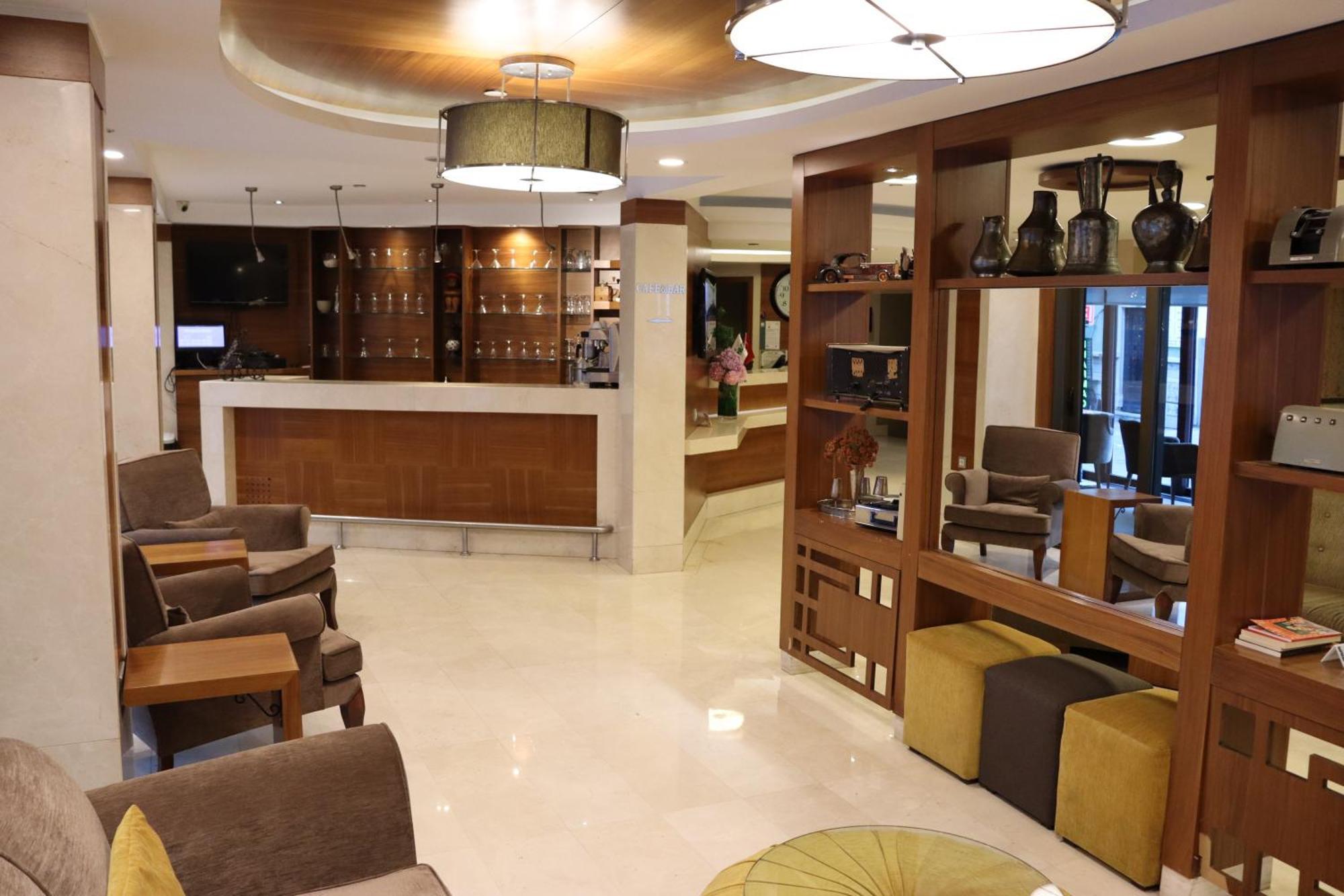 Hotel Riva Taksim 4*