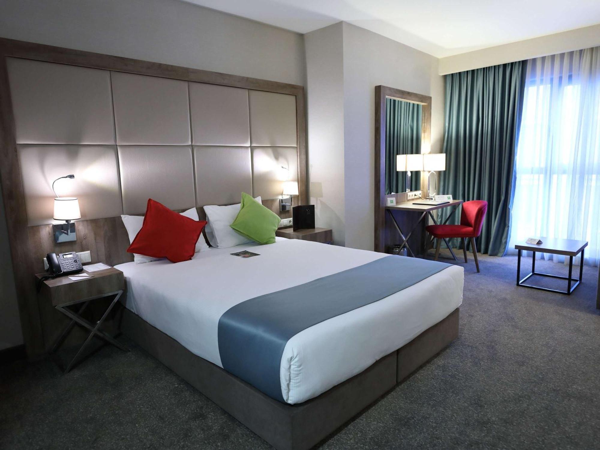 Ibis Styles Bomonti 4*