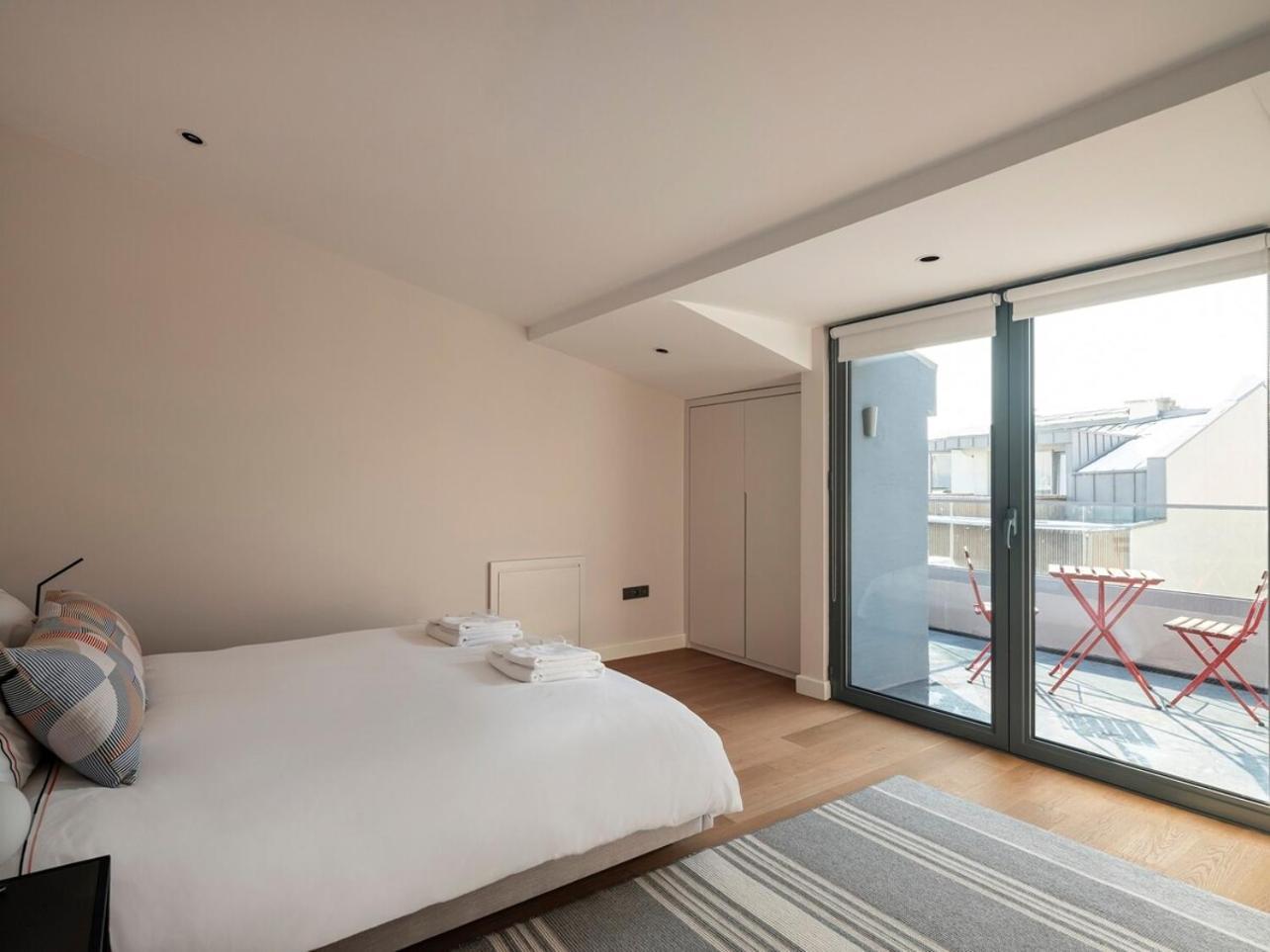 Stunning Bright 1bed15bath Duplex Penthouse! #71