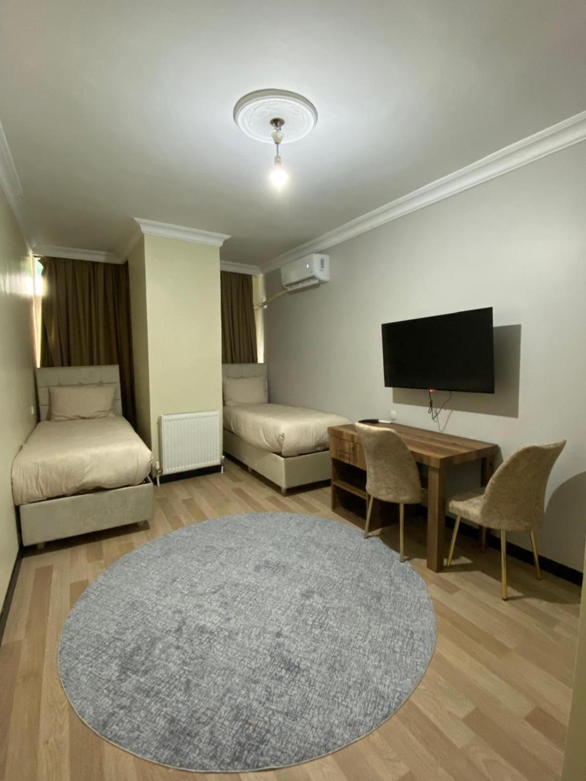 Eyuepsultan Abs Apartment