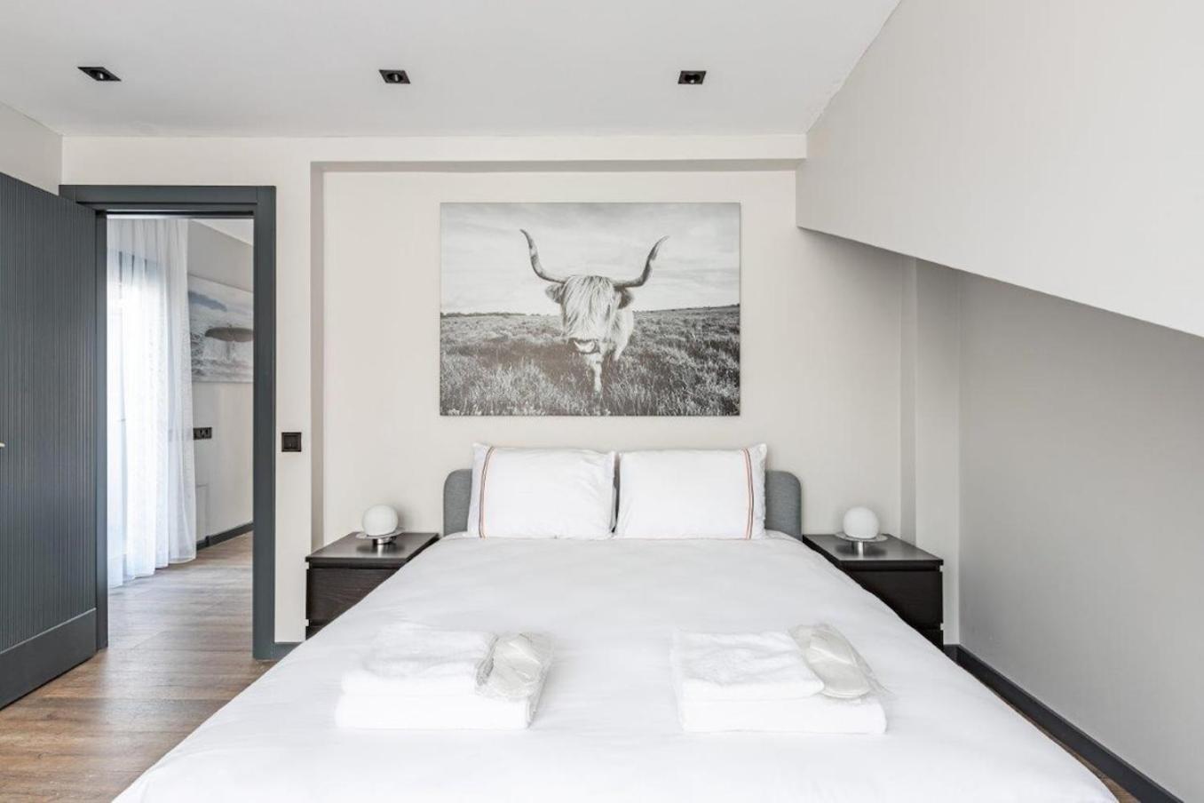 Duplex Penthouse Wparking 3bd2bath Views! #340 * Istanbul