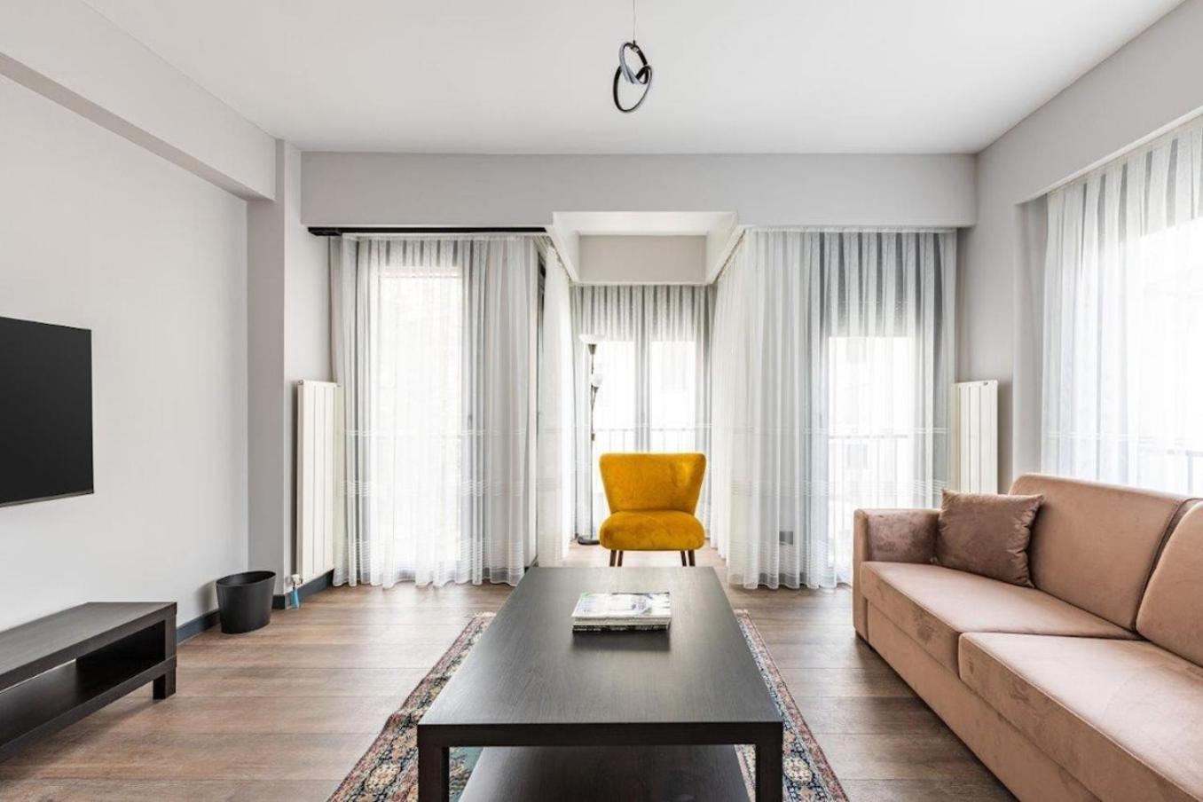 Duplex Penthouse Wparking 3bd2bath Views! #340 Istanbul