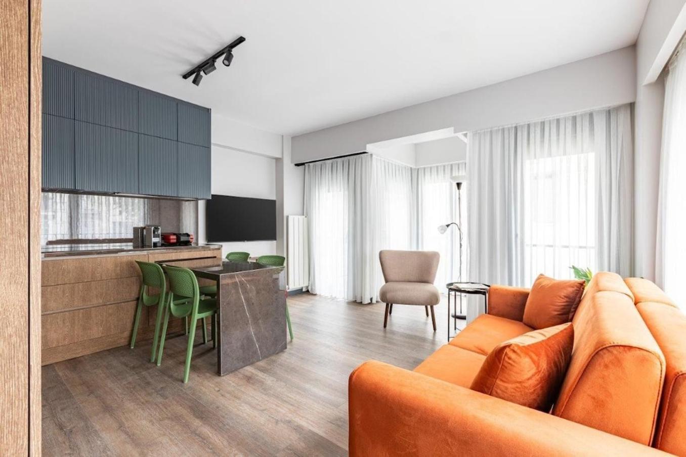 Charming Bright 1bd Modern Pad Wparking #337 Apartment