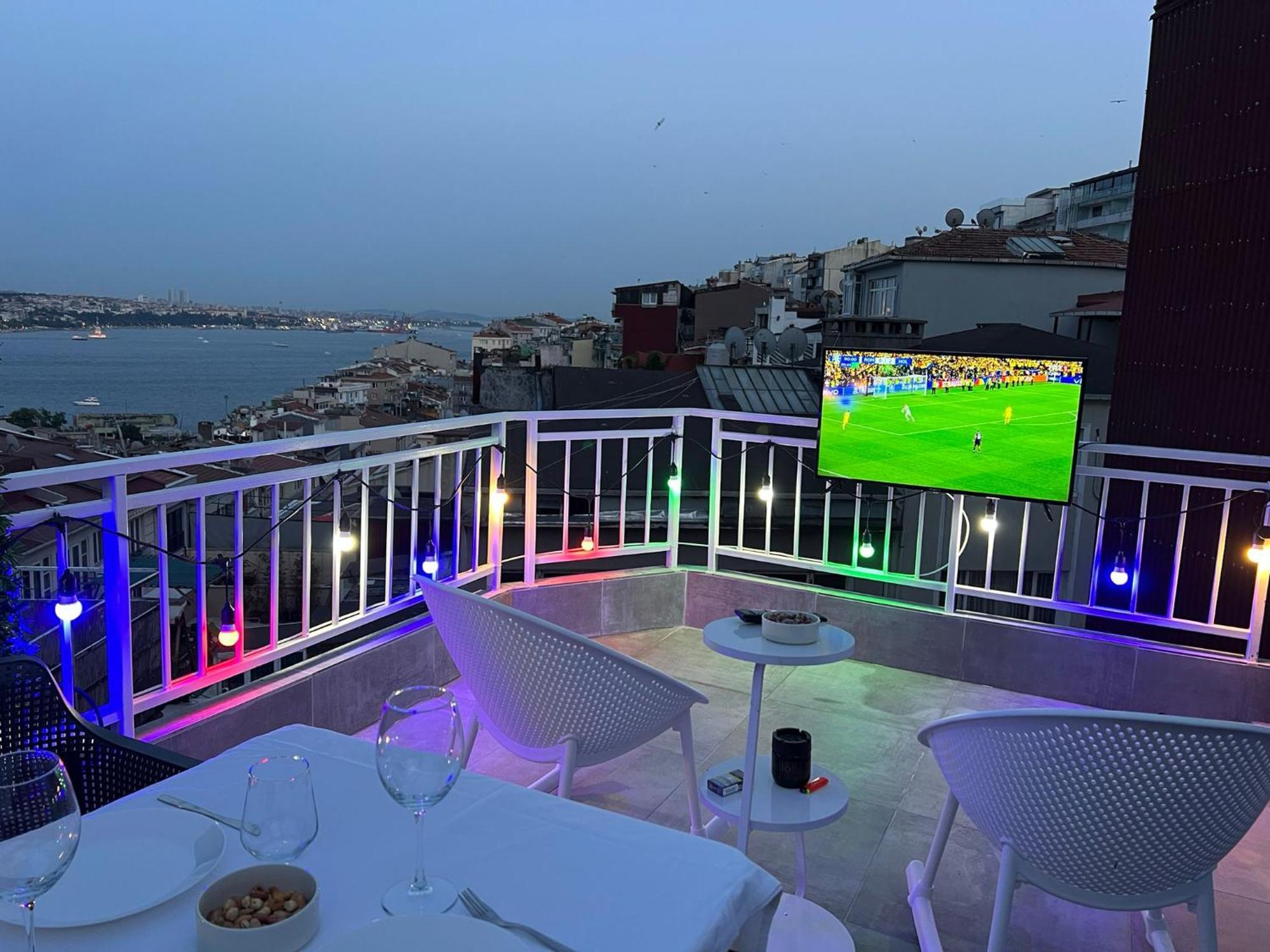 Comelivego Cihangir *