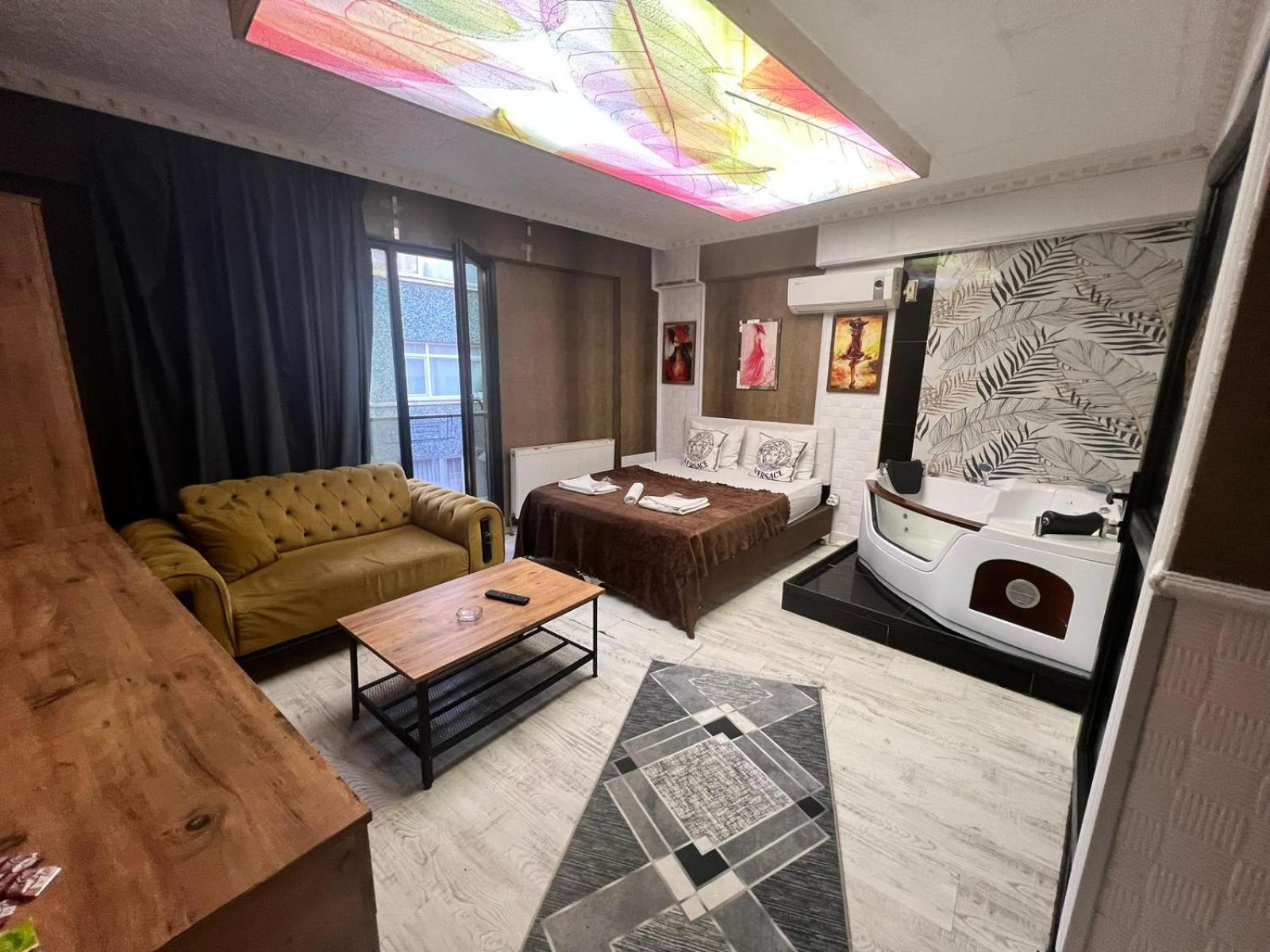 Royal Hotel Fatih