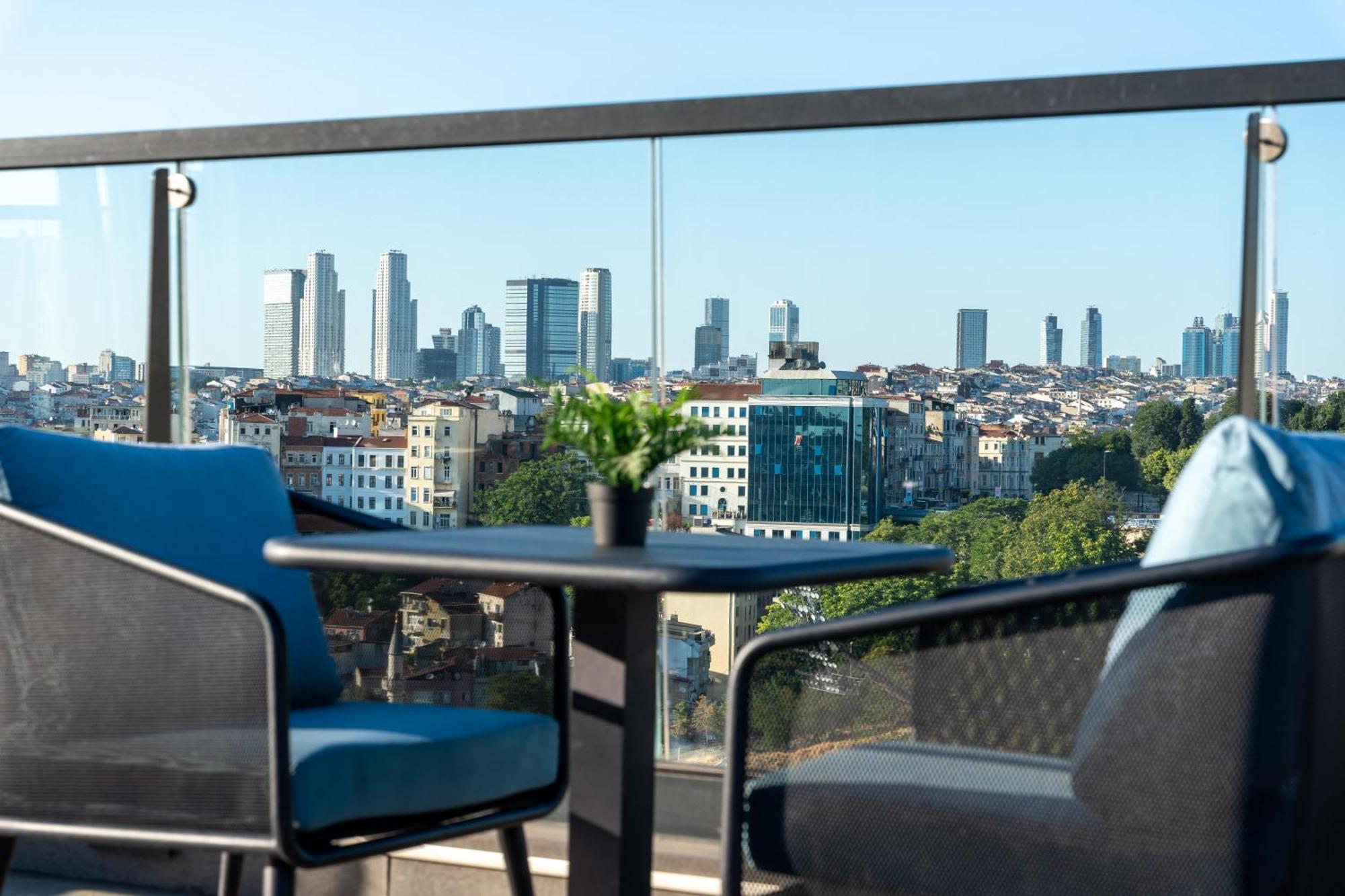 The Central House Galata Hostel