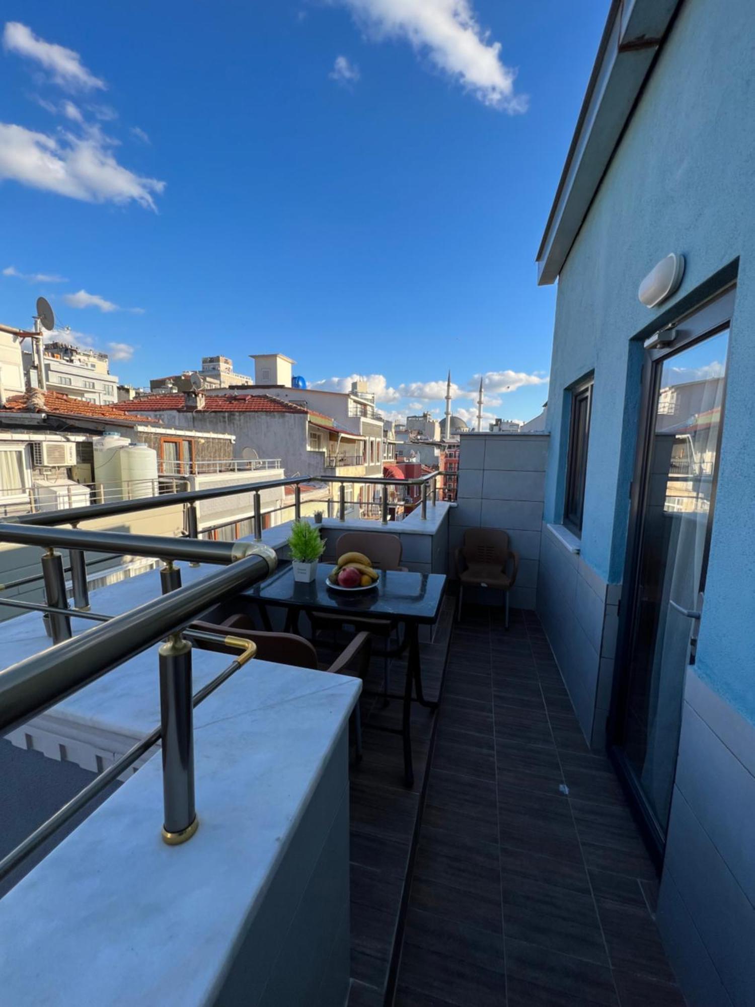 Taksim Larissa 2*