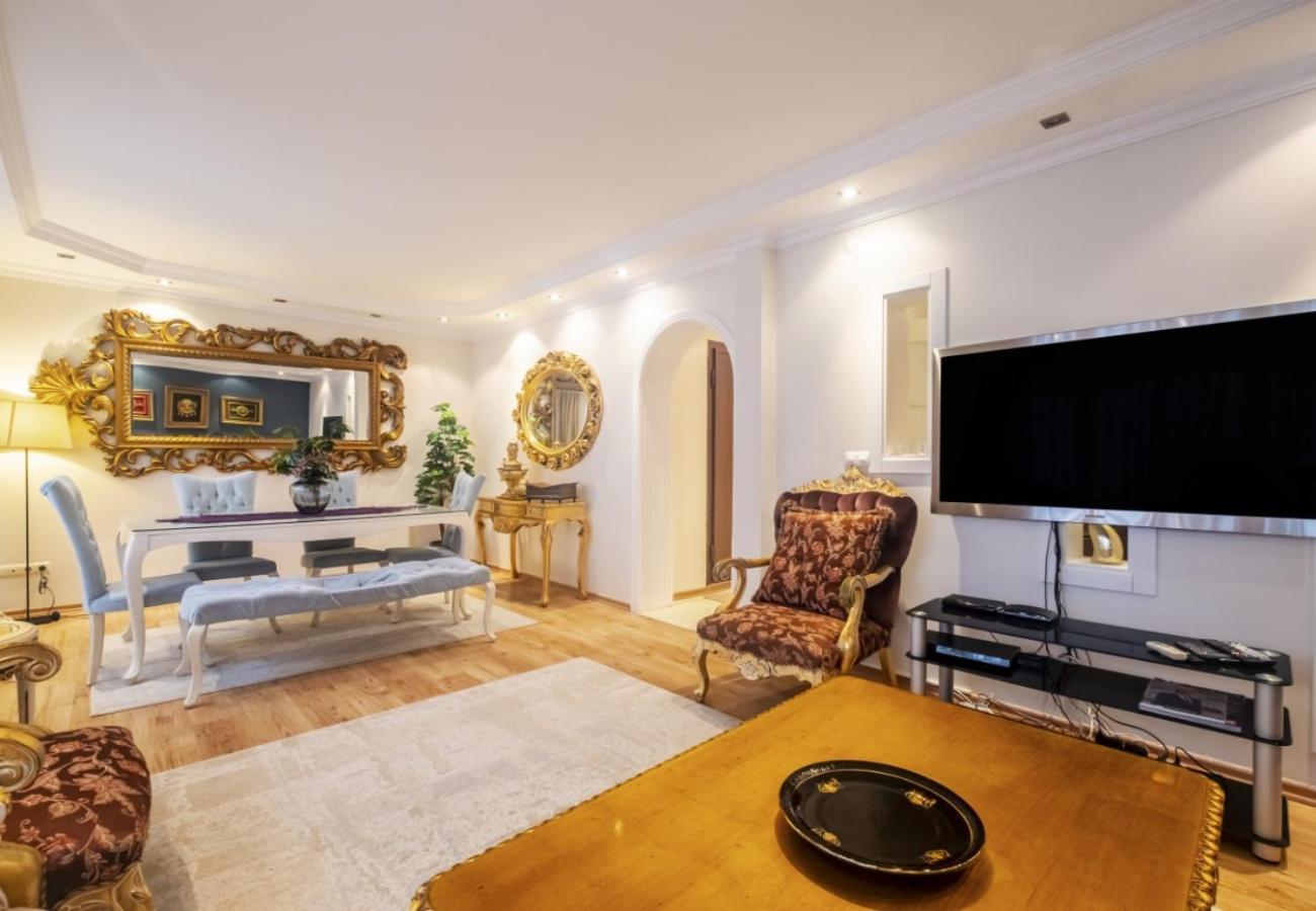 Exclusive Flat With Balcony In Nisantasi Apartamento Istambul