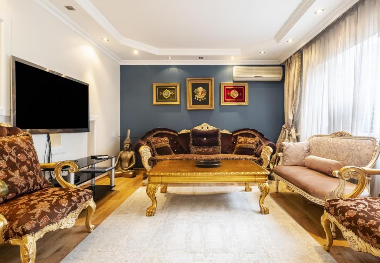 Exclusive Flat With Balcony In Nisantasi * Istambul