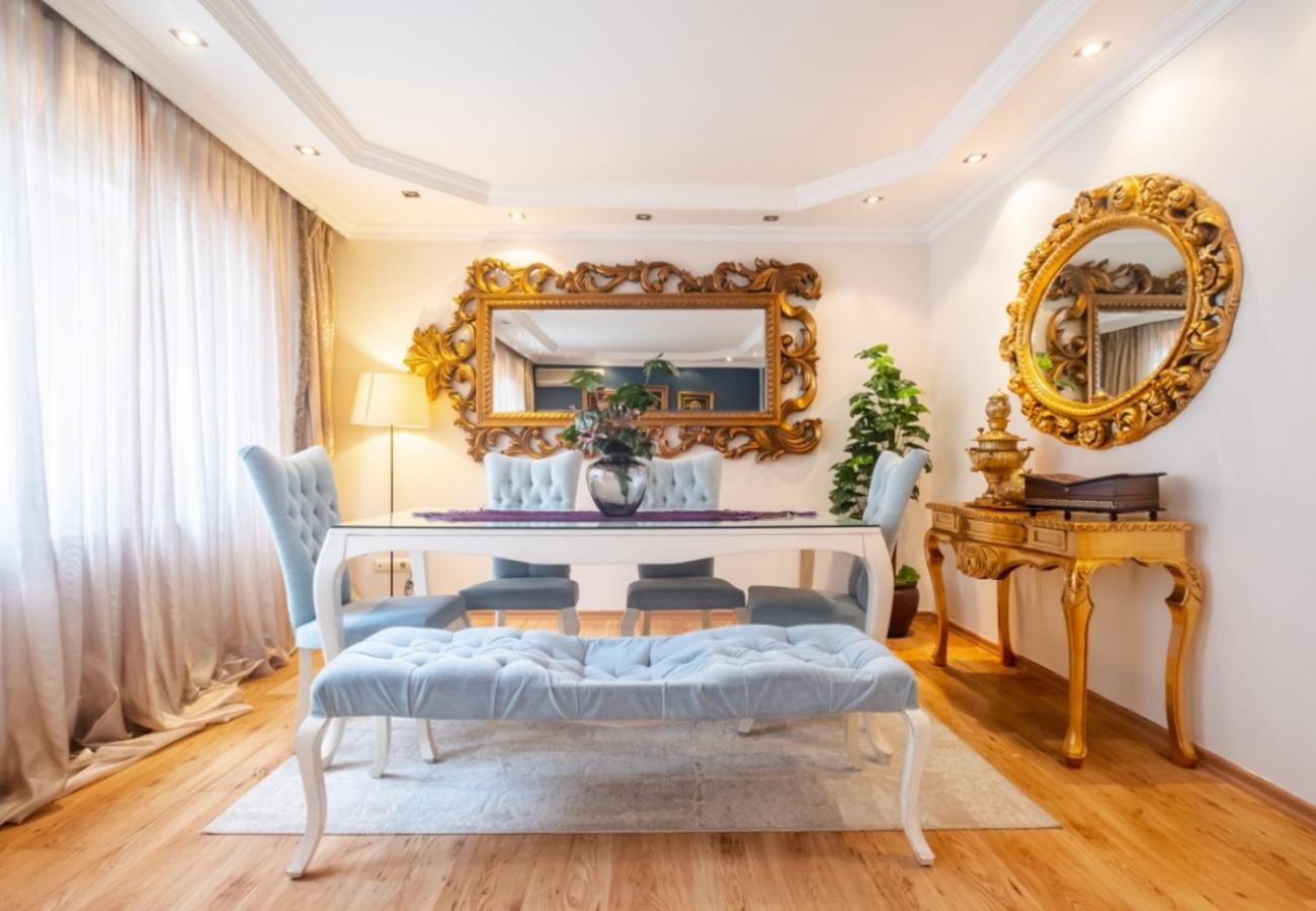 Exclusive Flat With Balcony In Nisantasi Apartamento *
