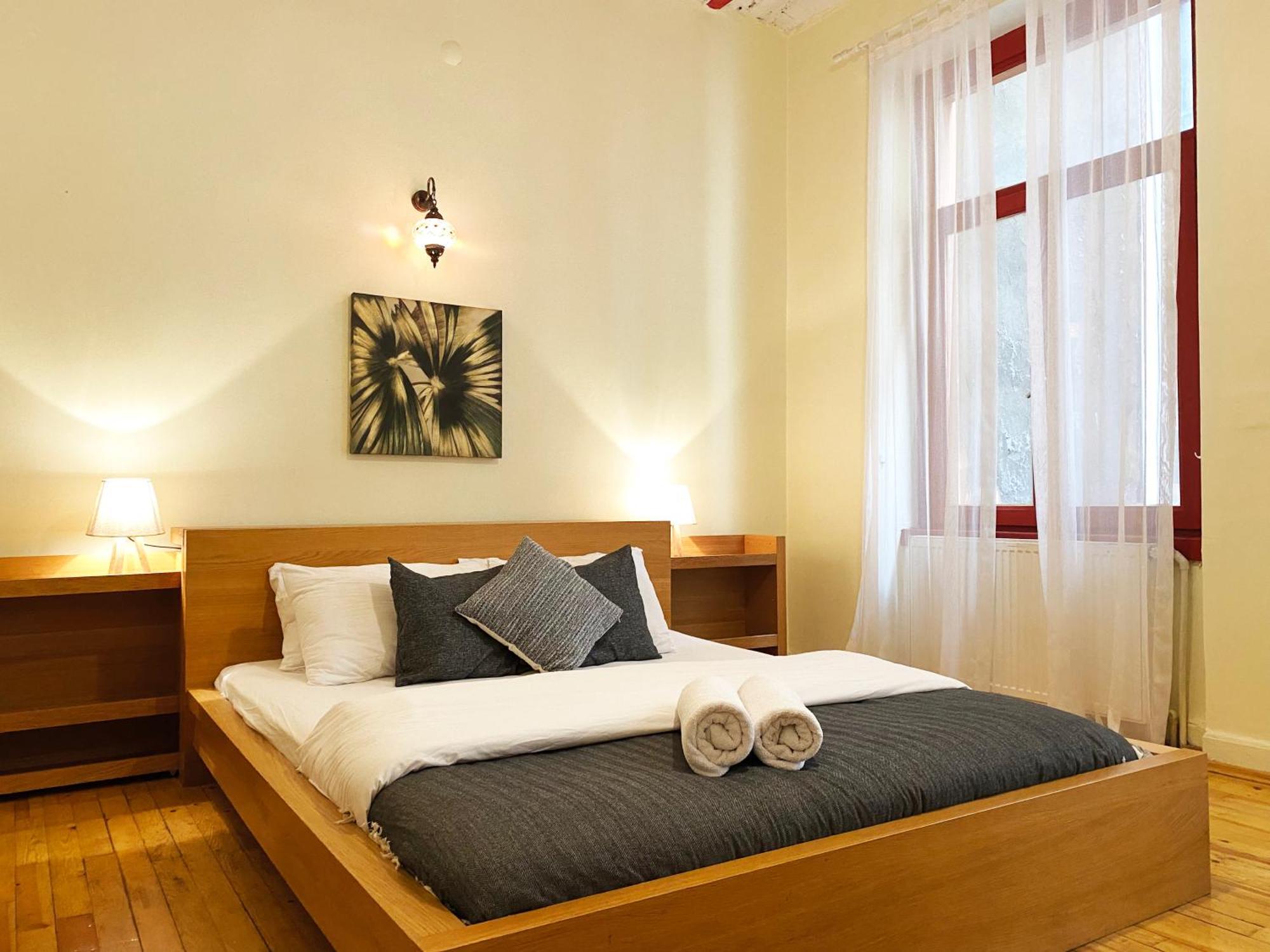 3 Bedroom Next In Most Central Location In Taksim Aparthotel