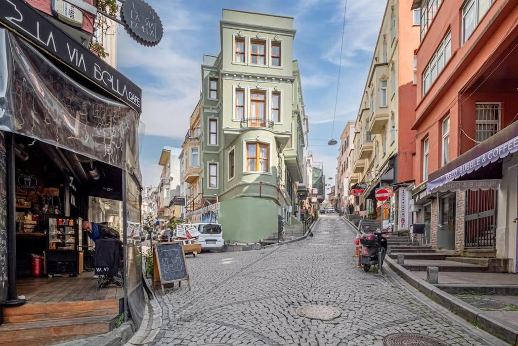 Apartment Comelivego Besiktas 2 *