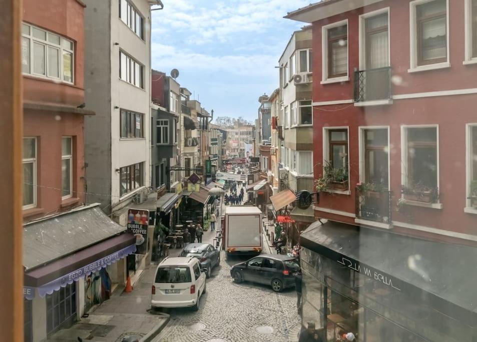 Apartment Comelivego Besiktas 1 *
