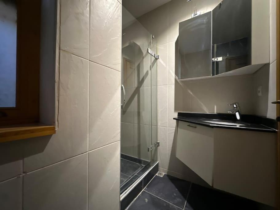 2br, 2ba, Ground Flr Of Historical Building, Galata * Istanbul