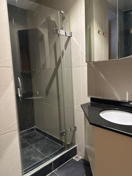 Apartment 2br, 2ba, Ground Flr Of Historical Building, Galata Istanbul