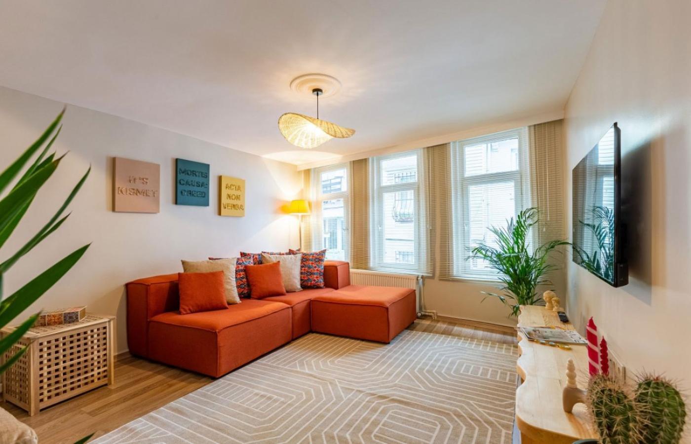 Apartment Gorgeous House With Refreshing Garden In Besiktas