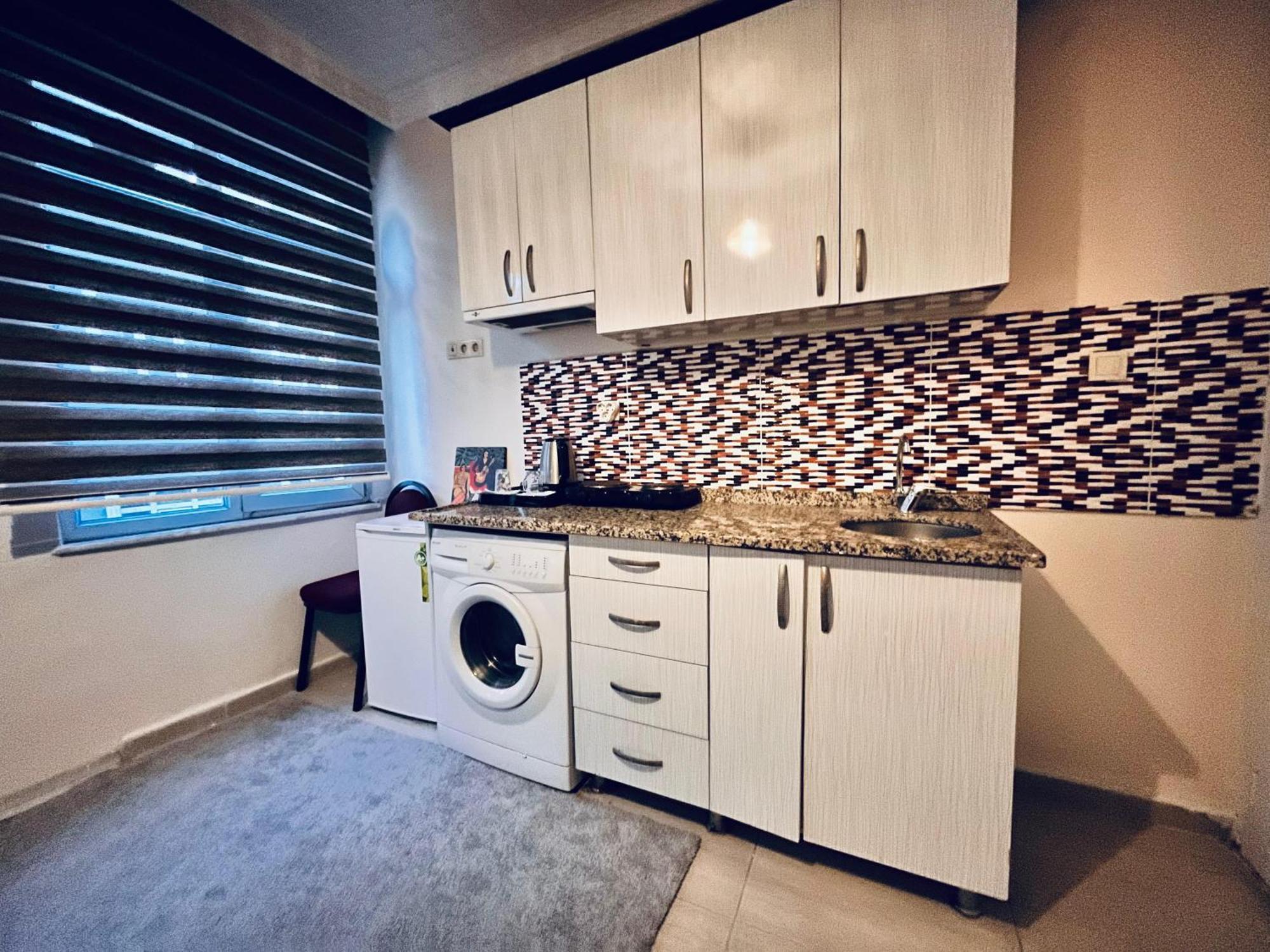 A Happy Morning Apartment