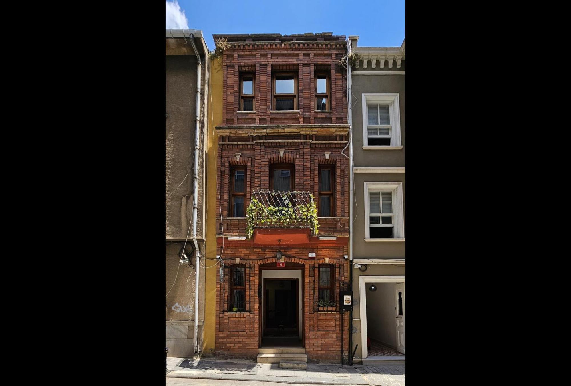 Mahzen Istanbul