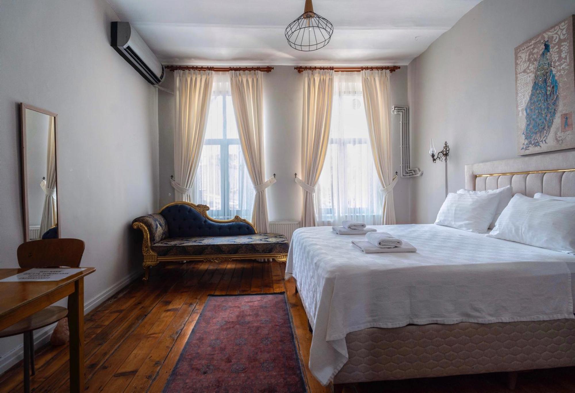Apartment Galata Garden Design Flat Istanbul
