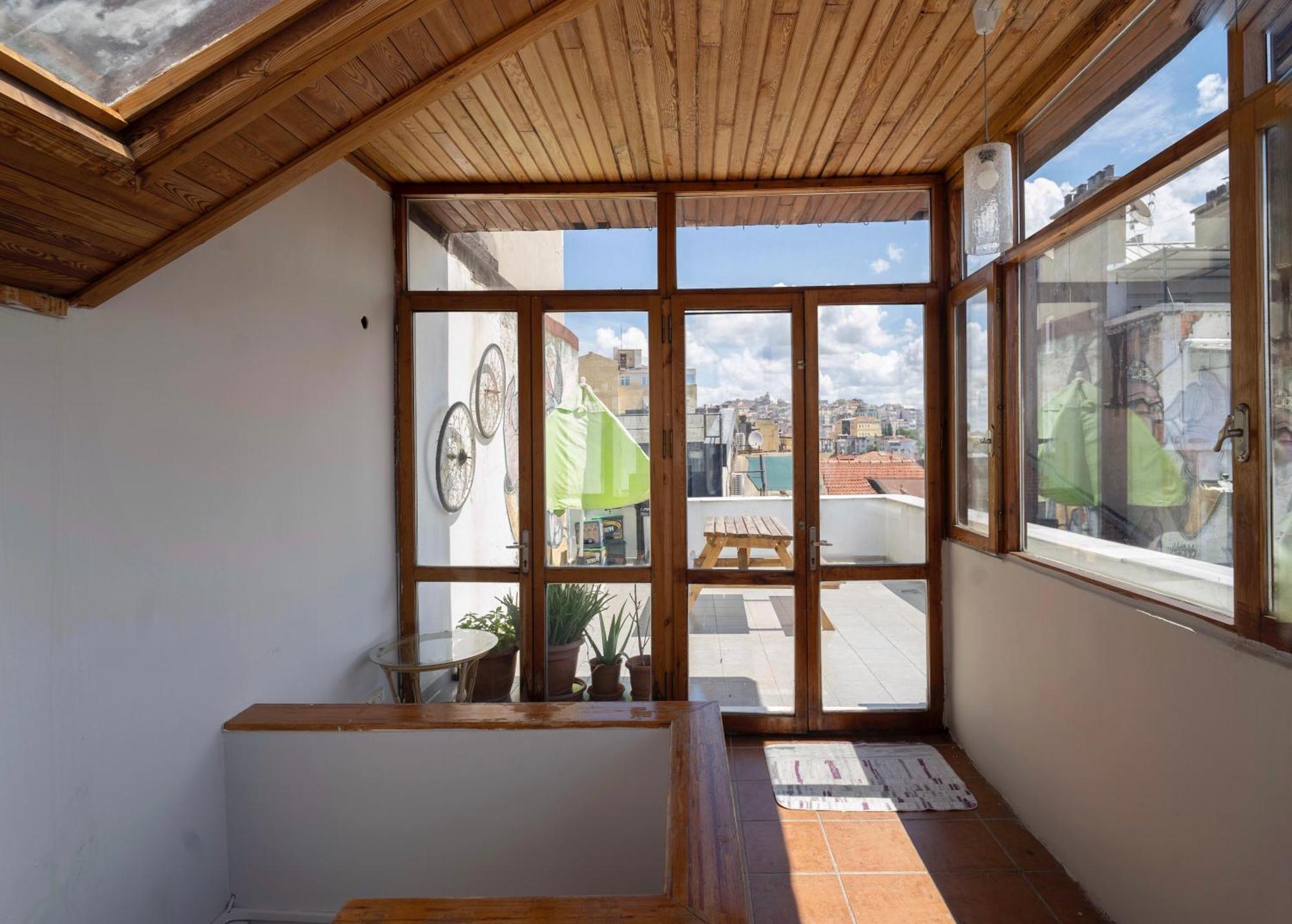 Galata Garden Design Flat * Istanbul