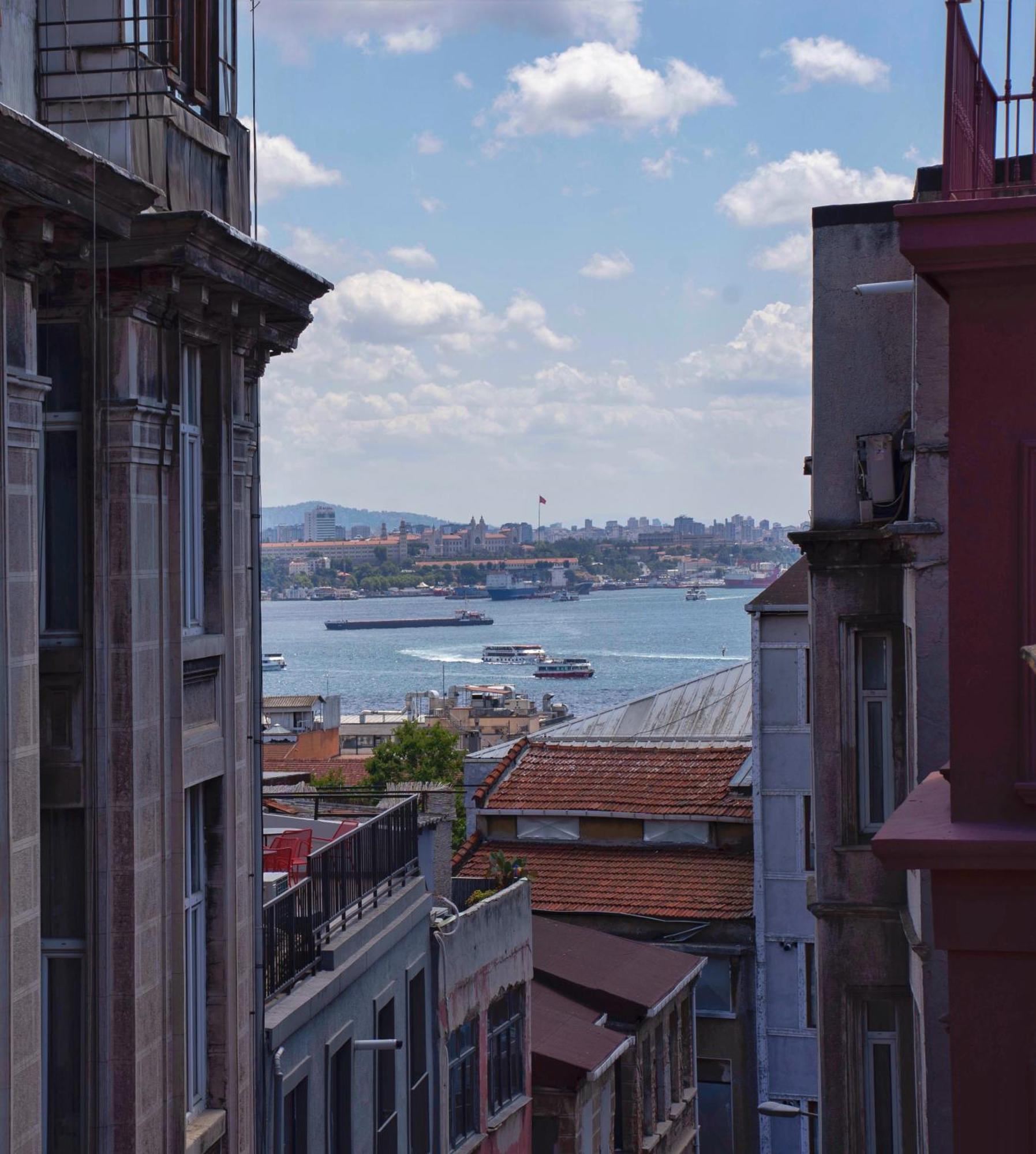 Galata Garden Design Flat Apartment