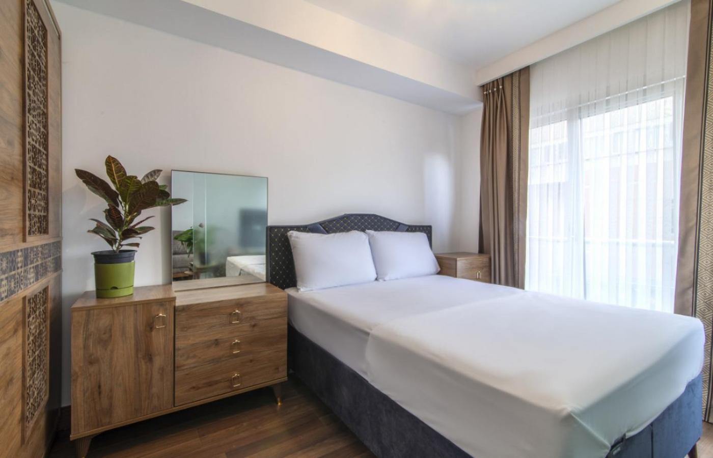 Flat With Excellent Location In Sisli *