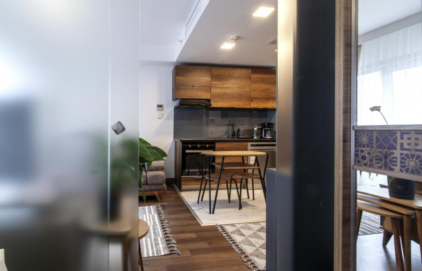 Flat With Excellent Location In Sisli