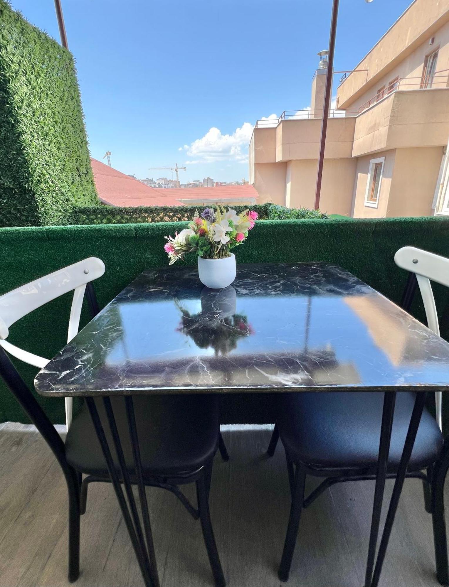 Aparthotel Taksim Larissa 2*