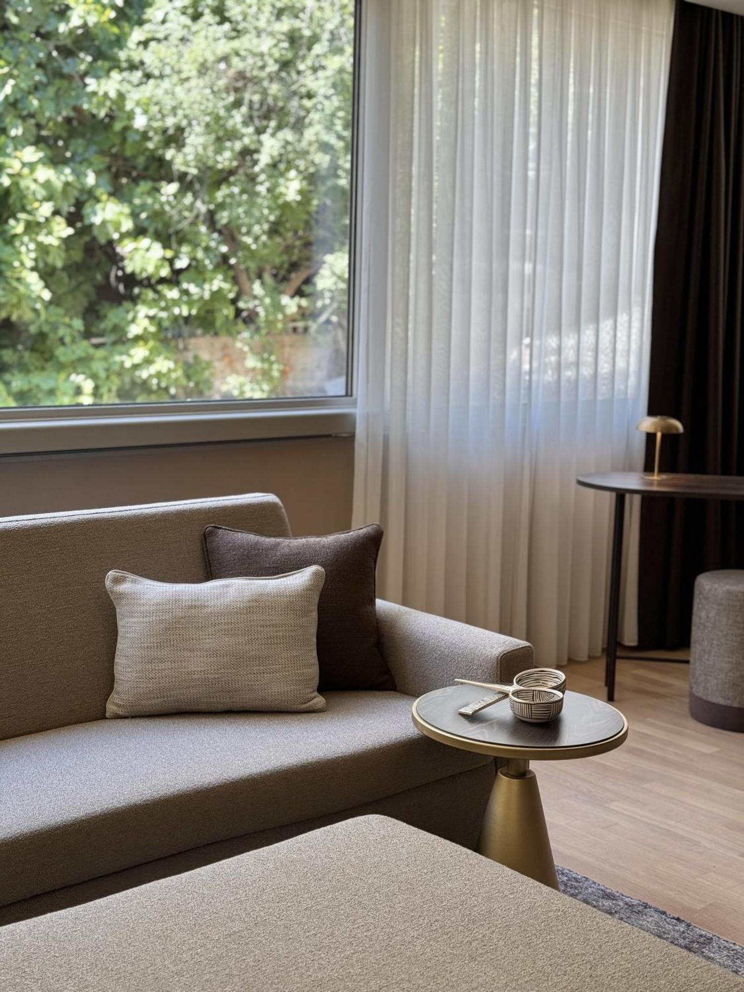 Weingart Hotel