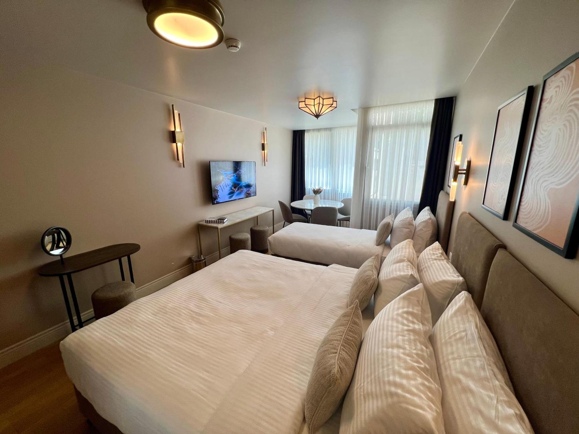 Hotel Weingart 4*