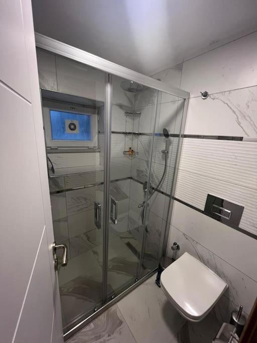 Apartment Charming With Fast Wifi And Ac Near Nisantasi And Taksim #101 *