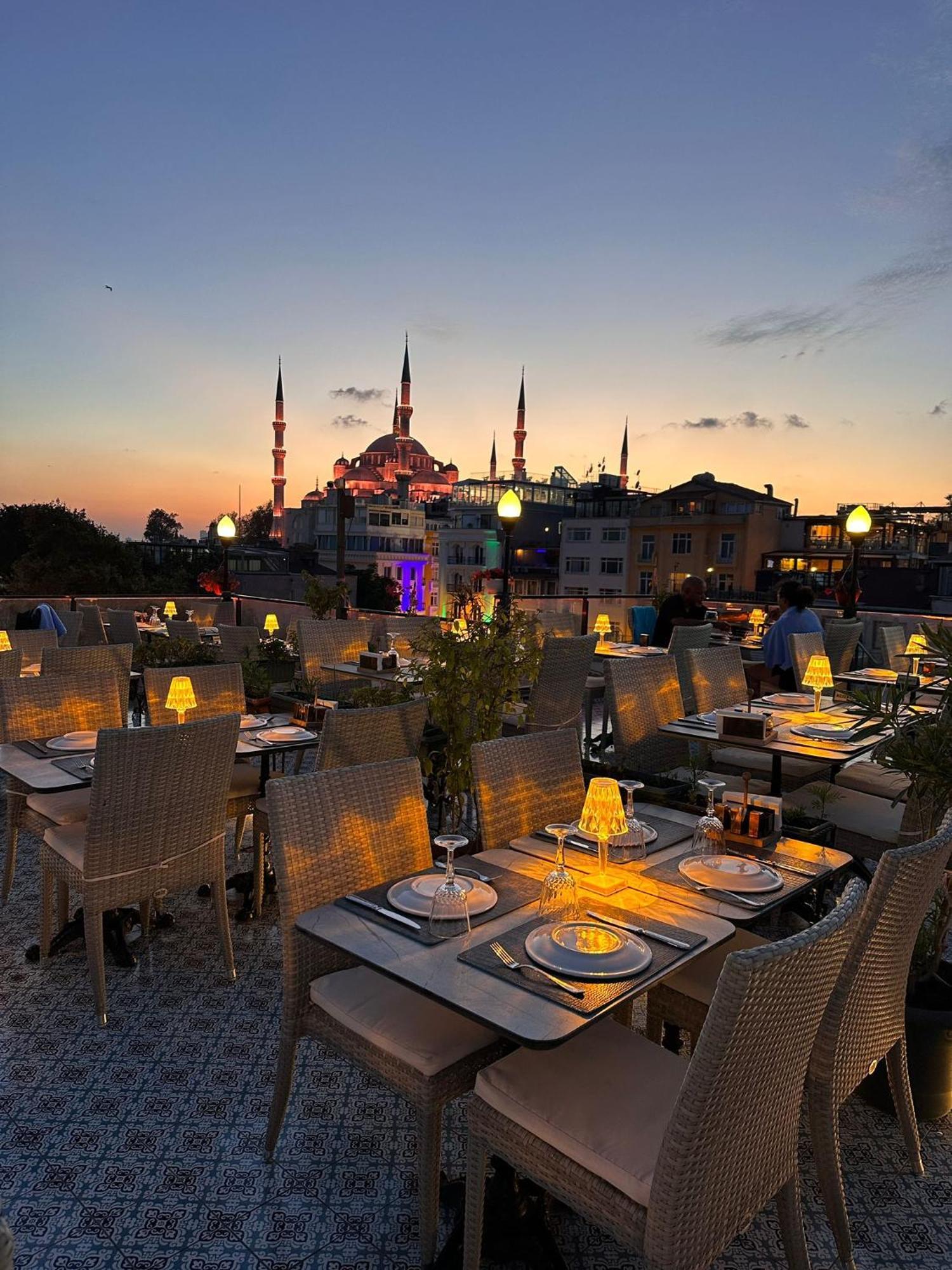 Hotel The Byzantium & 4*