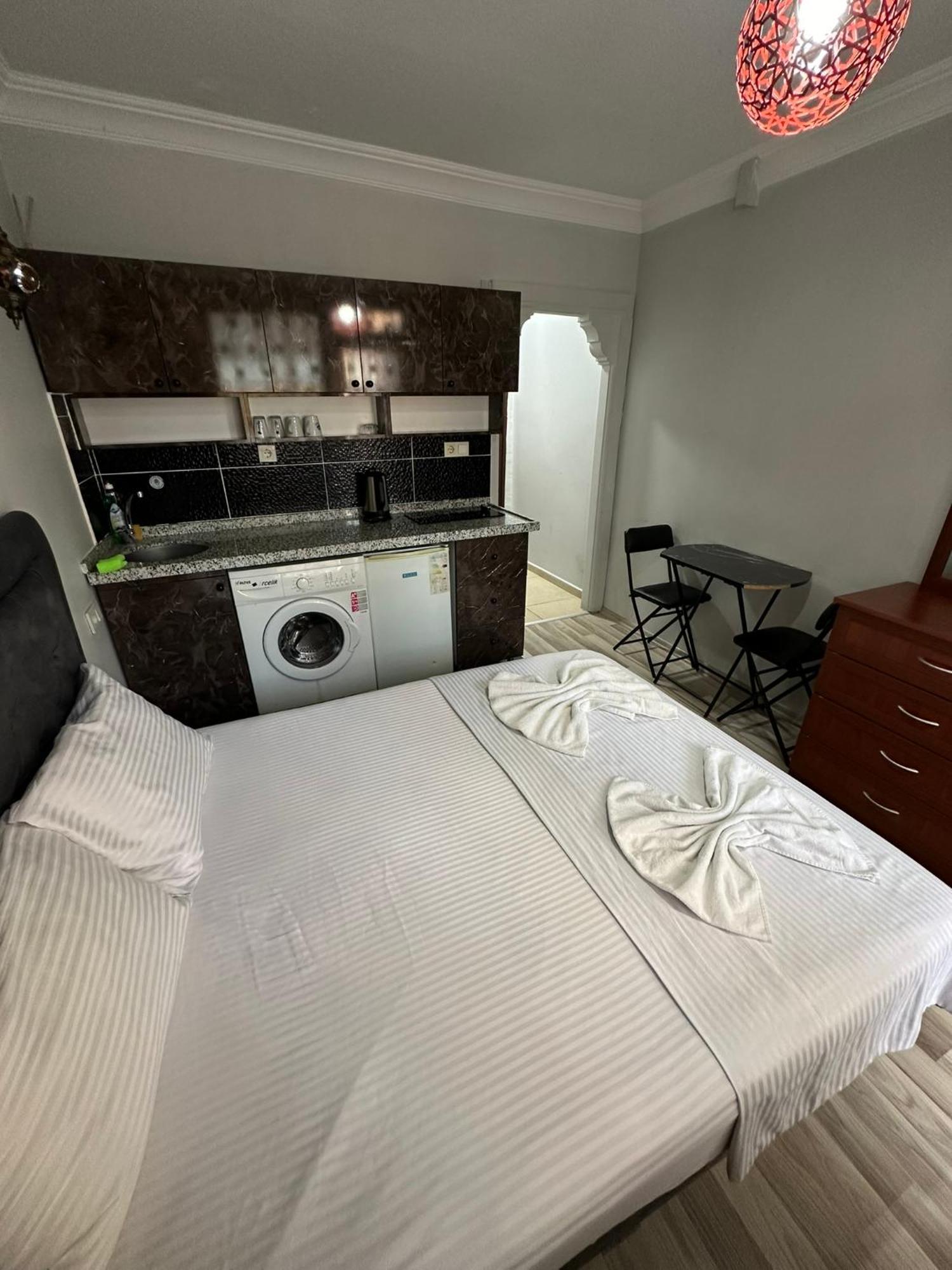 Awwa Apartment *
