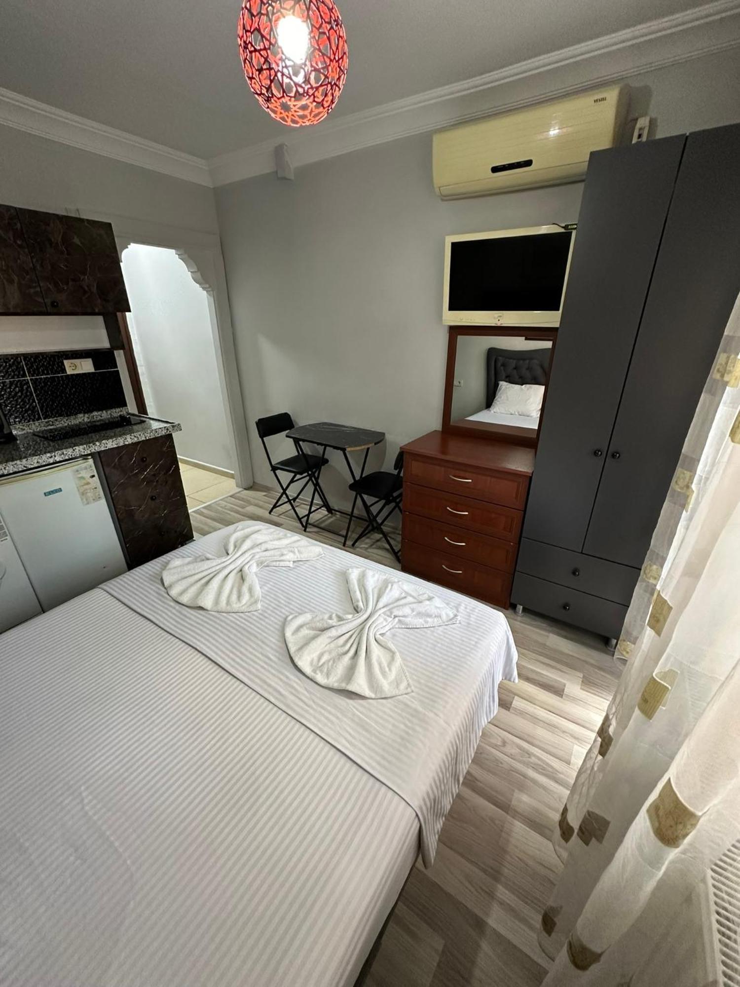 Awwa Apartment