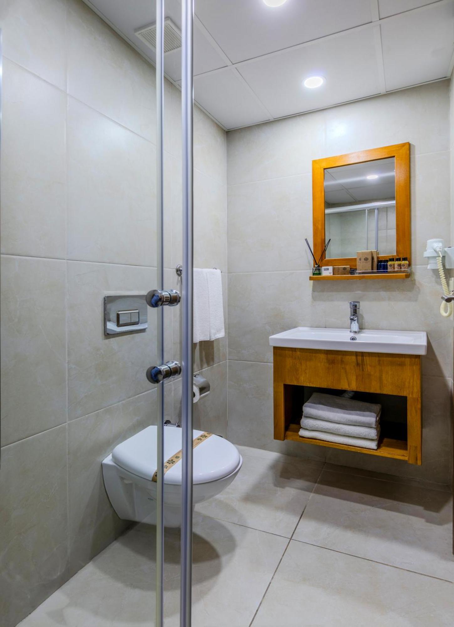 Sultan Hamit 3*