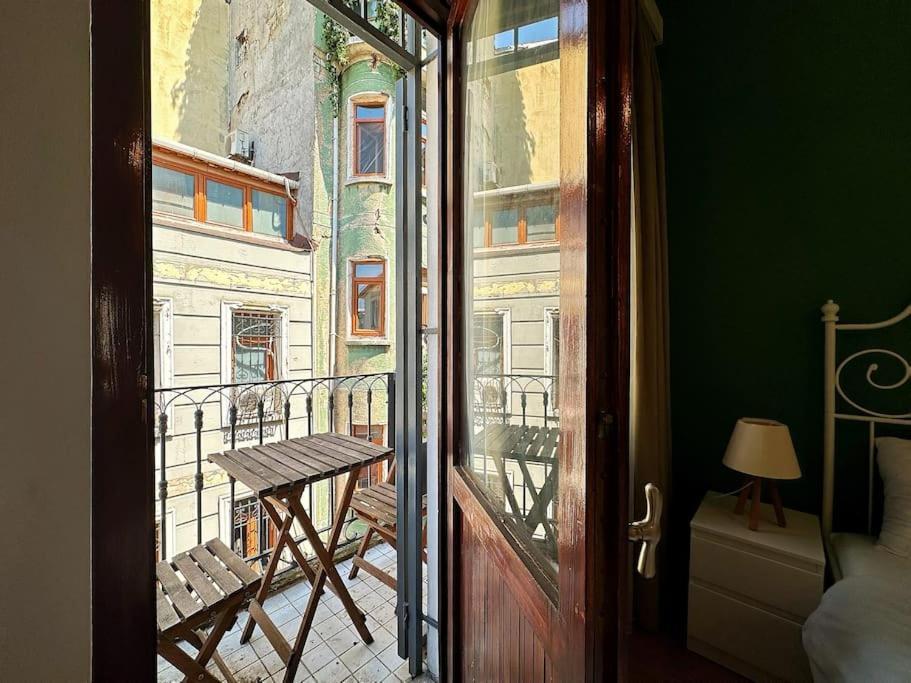 Triplex In Taksim Square With 4 Bedroom
