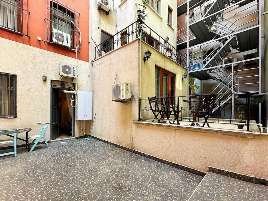 Triplex In Taksim Square With 4 Bedroom Villa