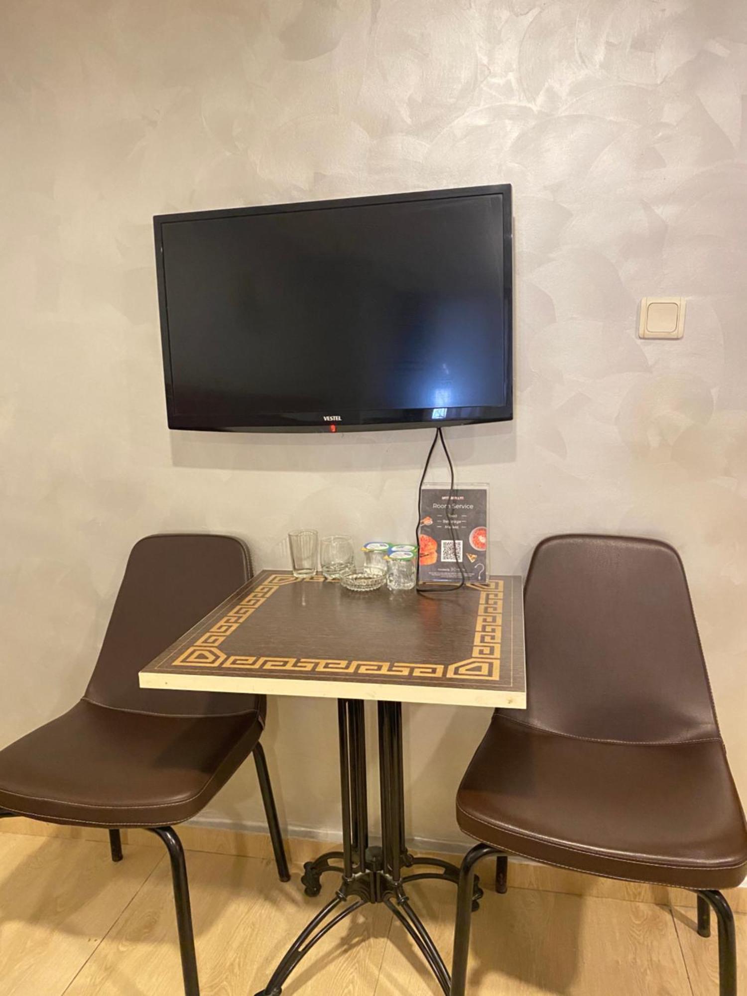 Hotel Real Life 2*