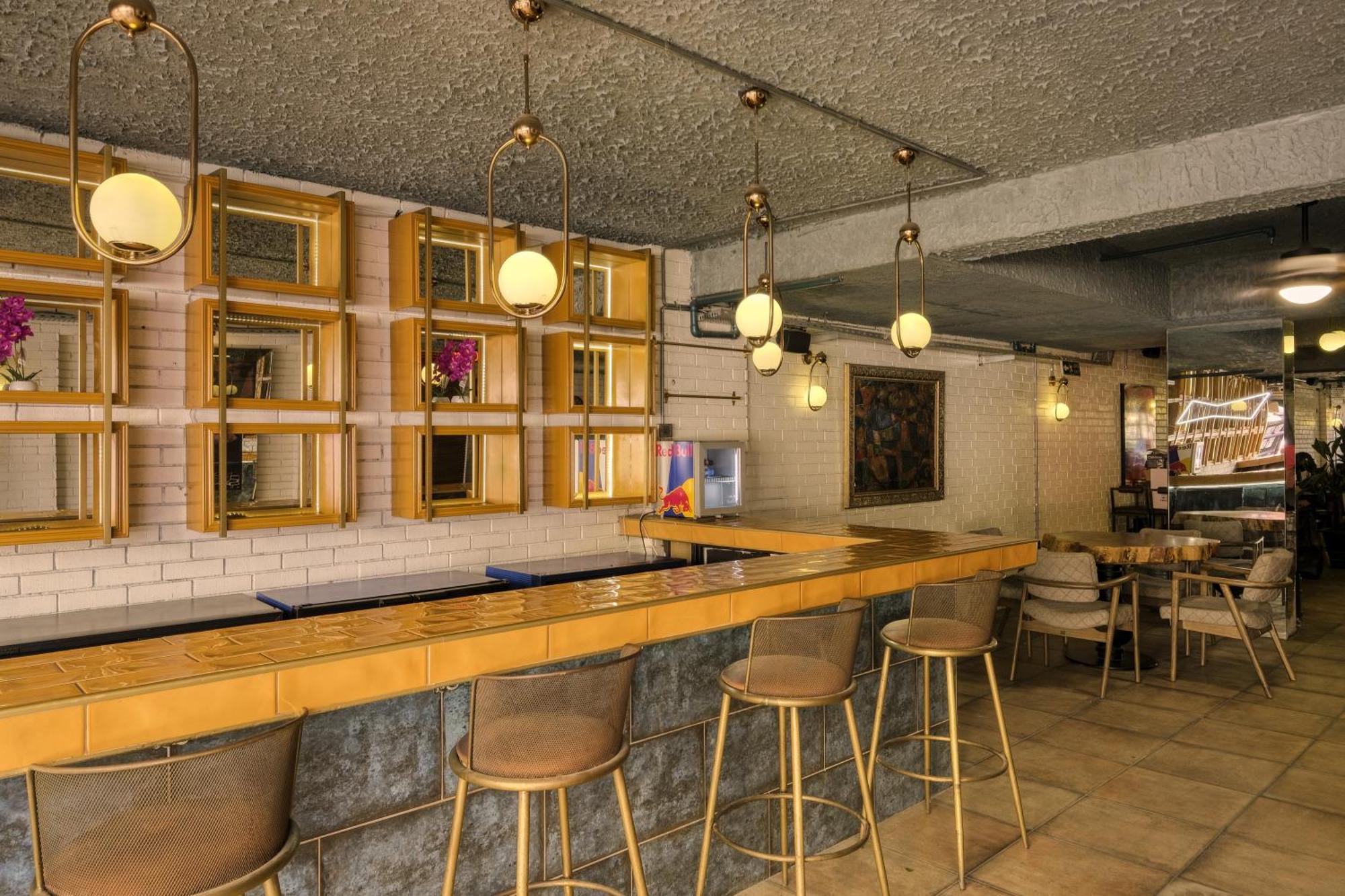 Duck Hotel 3*