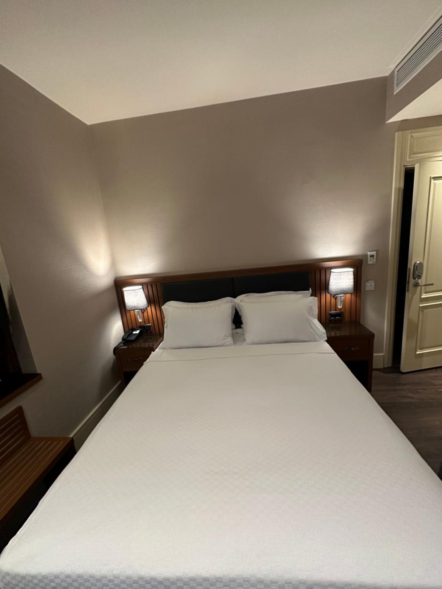 Dareyn Boutique Hotel *