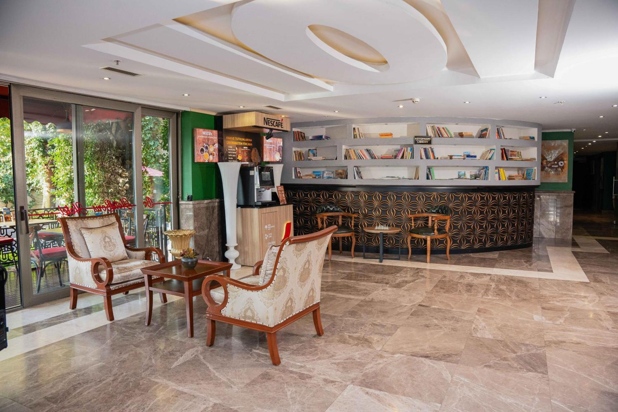 Boris Beylikduezue Hotel